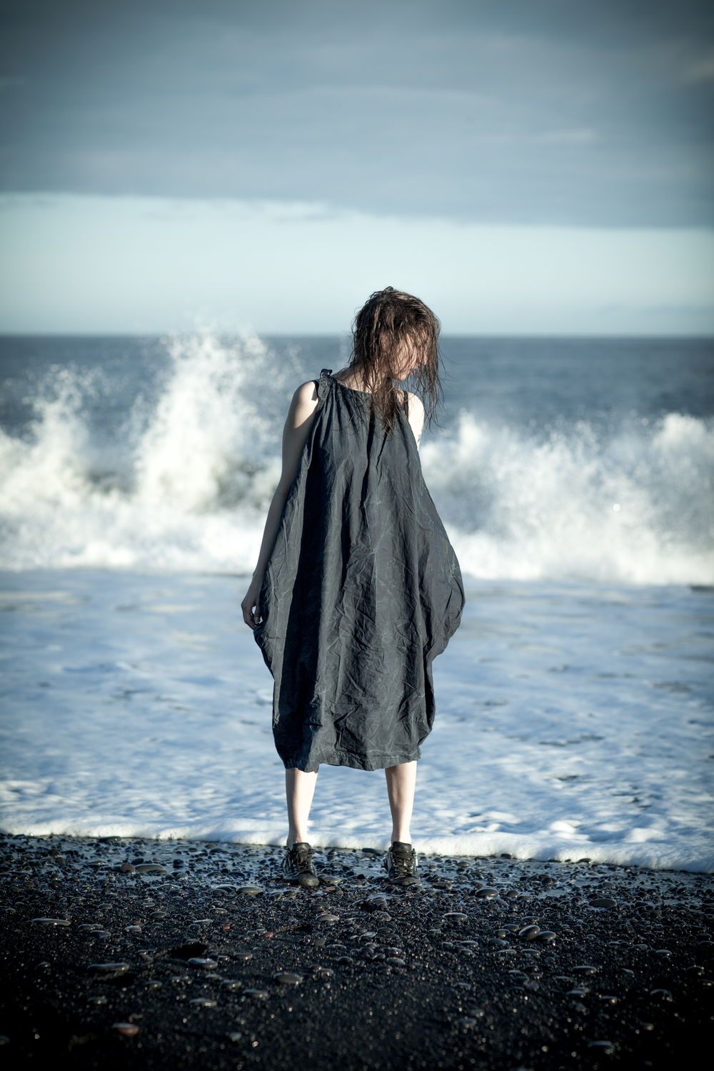 Black sand, breaking wave, uncropped, after