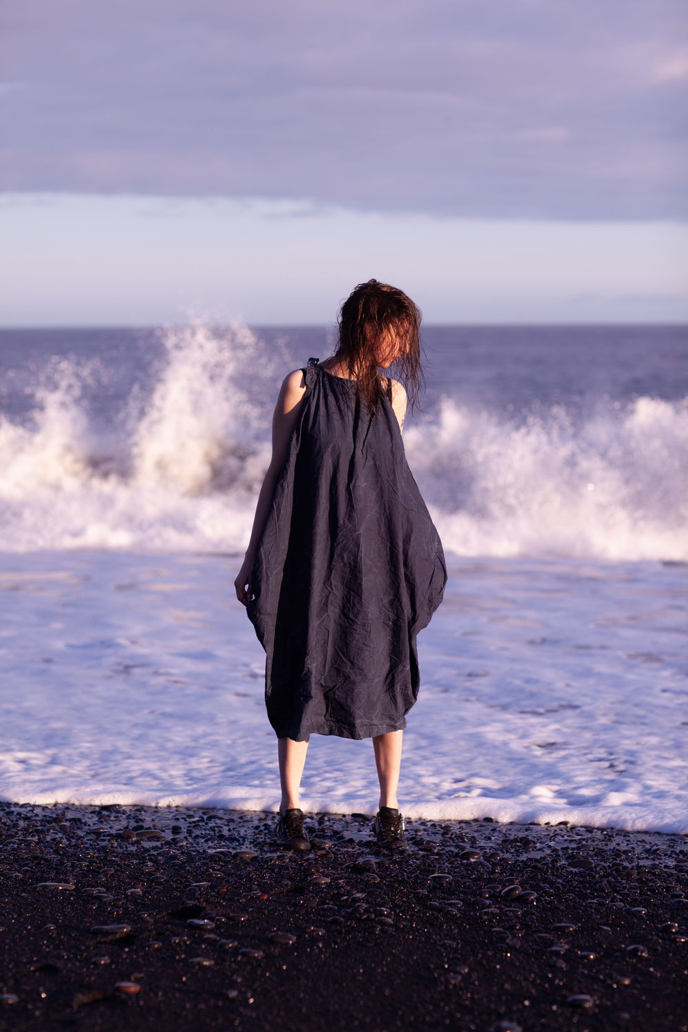 Black sand, breaking wave, uncropped, before